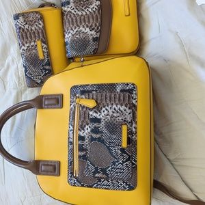 Vera Bradley Bowler Bag Set